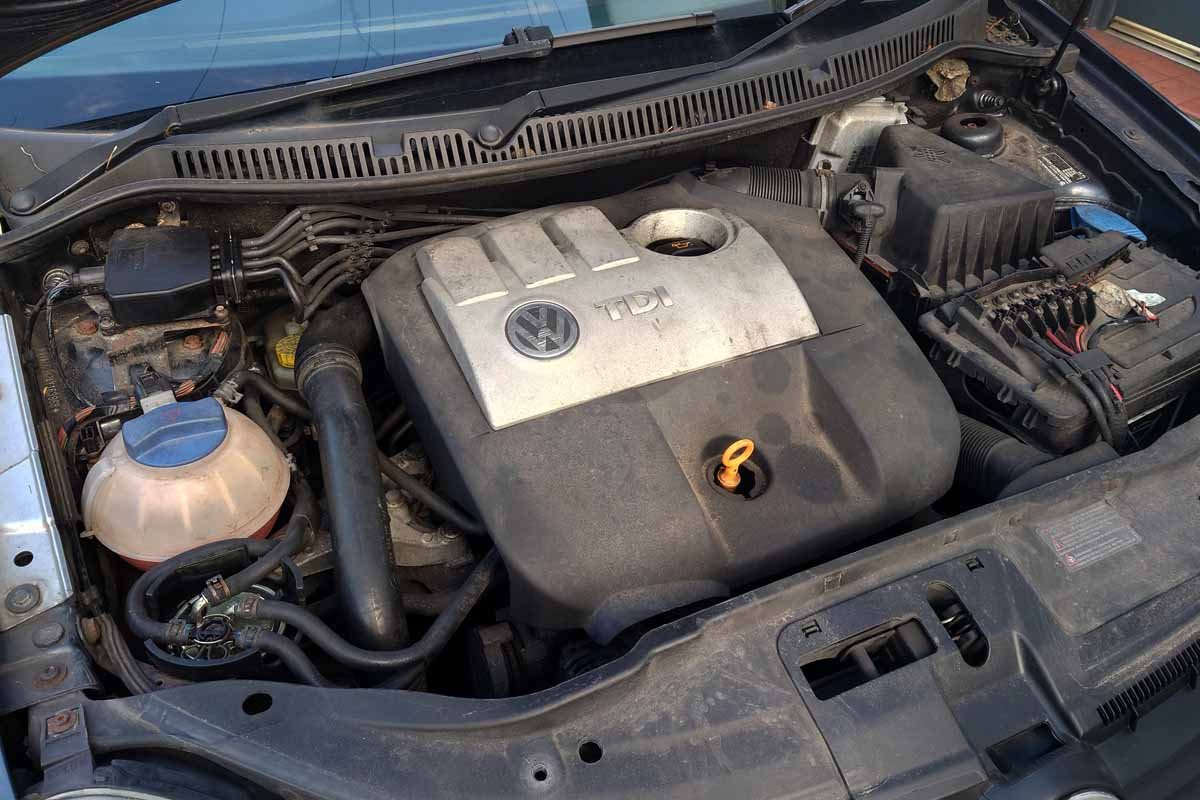 how to check your car oil - make sure engine is cold